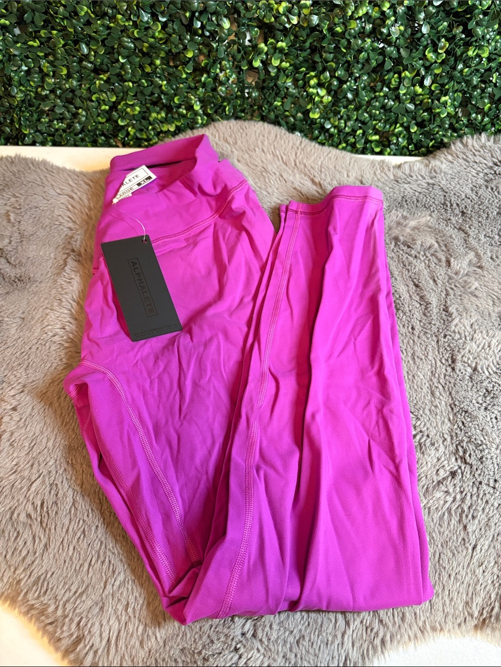 NWT Alphalete Vibrant Pink High-Waist Leggings Size XL